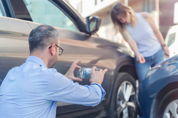 Professional Full Coverage Car Insurance technician working in Topaz Ranch Estates, NV